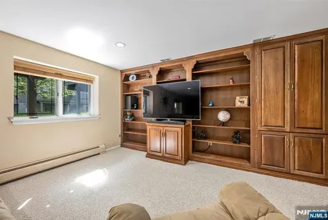 702 Holly Court Norwood NJ 07648