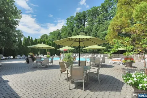 702 Holly Court Norwood NJ 07648