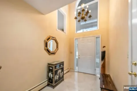 702 Holly Court Norwood NJ 07648