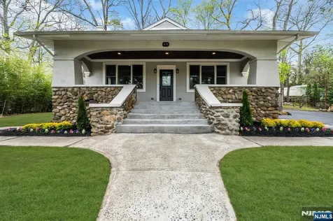 69 Broadway Park Ridge NJ 07656