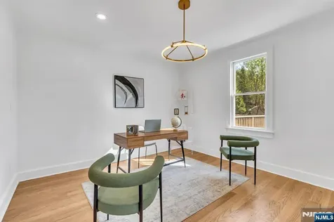 69 Broadway Park Ridge NJ 07656