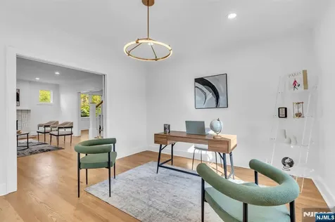 69 Broadway Park Ridge NJ 07656