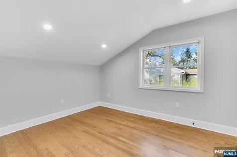 69 Broadway Park Ridge NJ 07656