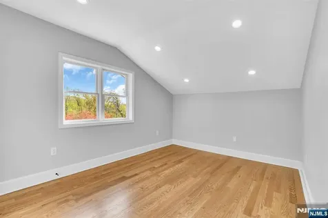 69 Broadway Park Ridge NJ 07656
