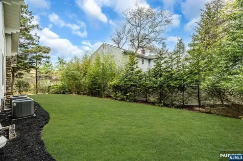 69 Broadway Park Ridge NJ 07656