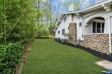 69 Broadway Park Ridge NJ 07656