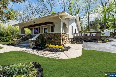 69 Broadway Park Ridge NJ 07656