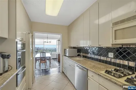 1530 Palisade Avenue Fort Lee NJ 07024