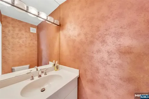 1530 Palisade Avenue Fort Lee NJ 07024