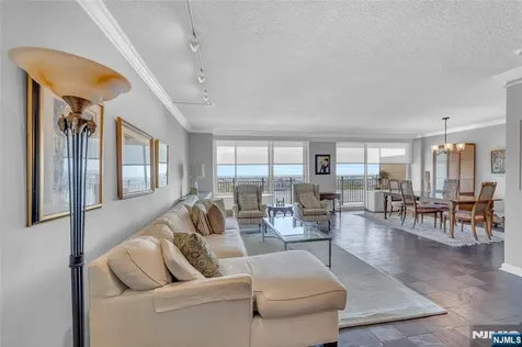 1530 Palisade Avenue Fort Lee NJ 07024