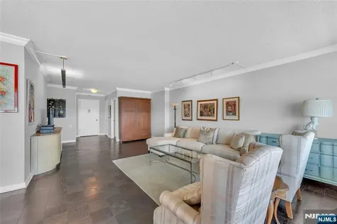 1530 Palisade Avenue Fort Lee NJ 07024
