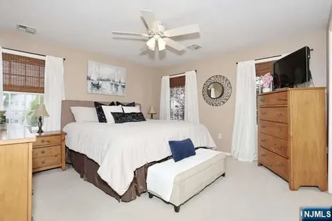 101 Quartz Lane Paterson NJ 07501
