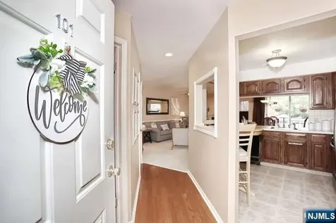 101 Quartz Lane Paterson NJ 07501