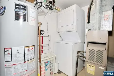 101 Quartz Lane Paterson NJ 07501