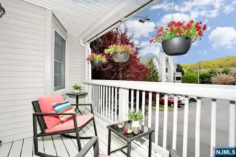 101 Quartz Lane Paterson NJ 07501