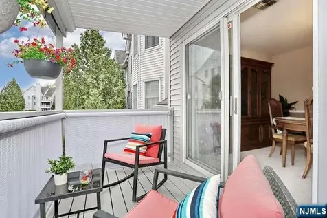101 Quartz Lane Paterson NJ 07501