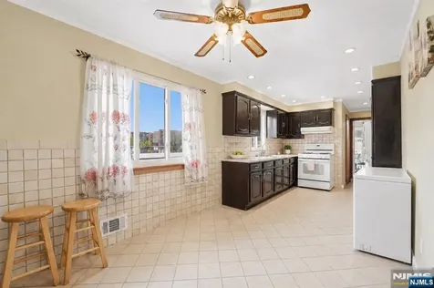 331 Essex Street Harrison NJ 07029