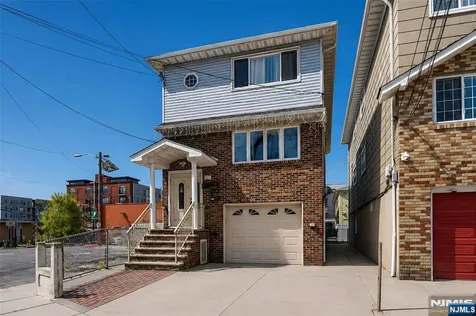 331 Essex Street Harrison NJ 07029