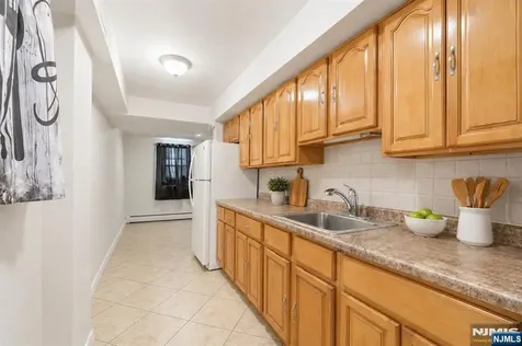 331 Essex Street Harrison NJ 07029