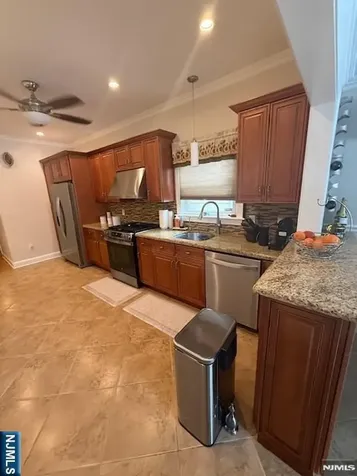 413 21st Street Union City NJ 07087