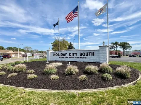 118 Orlando Boulevard Berkeley NJ 08757