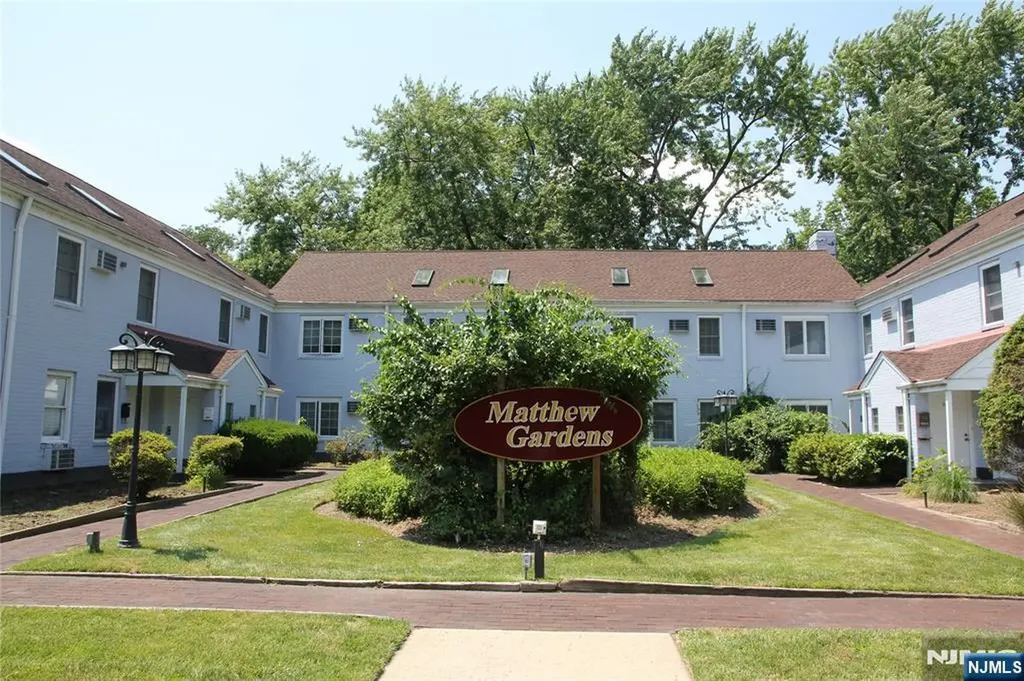 610 Grand Avenue Leonia NJ 07605