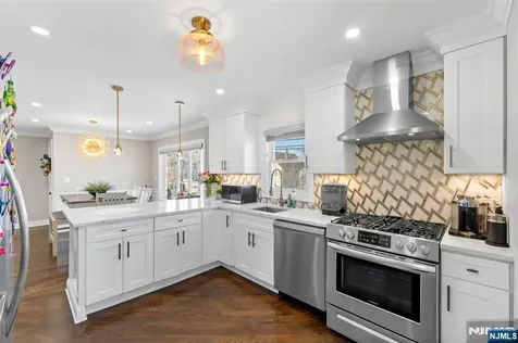 112 Garibaldi Avenue Lodi NJ 07644