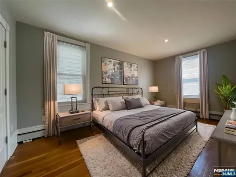 89 Liberty Place Weehawken NJ 07086