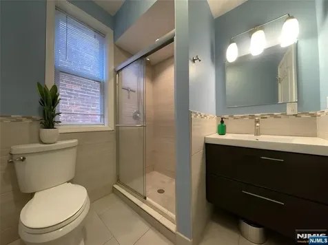 89 Liberty Place Weehawken NJ 07086