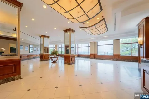 100 Old Palisade Road Fort Lee NJ 07024