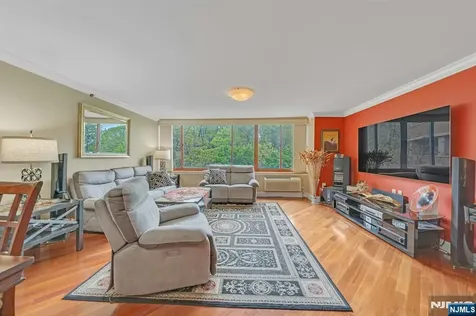100 Old Palisade Road Fort Lee NJ 07024