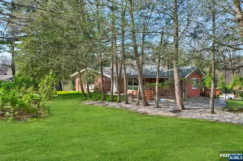 259 Long Meadow Road Kinnelon Borough NJ 07405