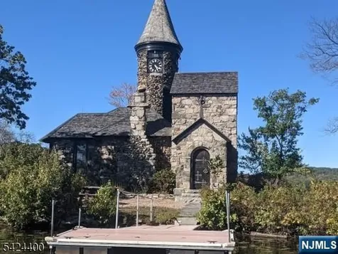 259 Long Meadow Road Kinnelon Borough NJ 07405