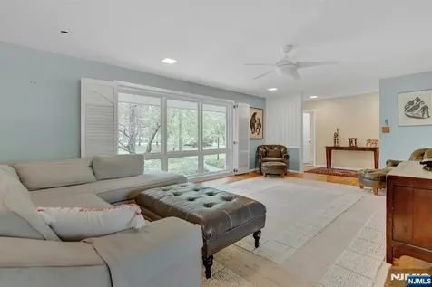 259 Long Meadow Road Kinnelon Borough NJ 07405