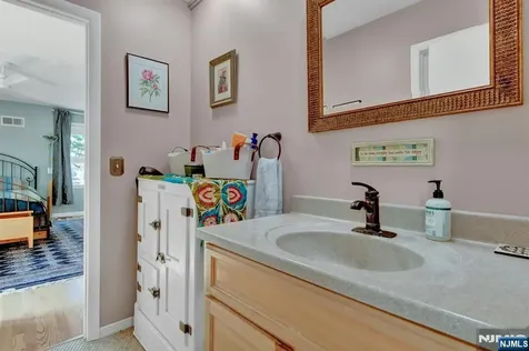 259 Long Meadow Road Kinnelon Borough NJ 07405