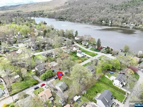 10 Echo Lane West Milford NJ 07480
