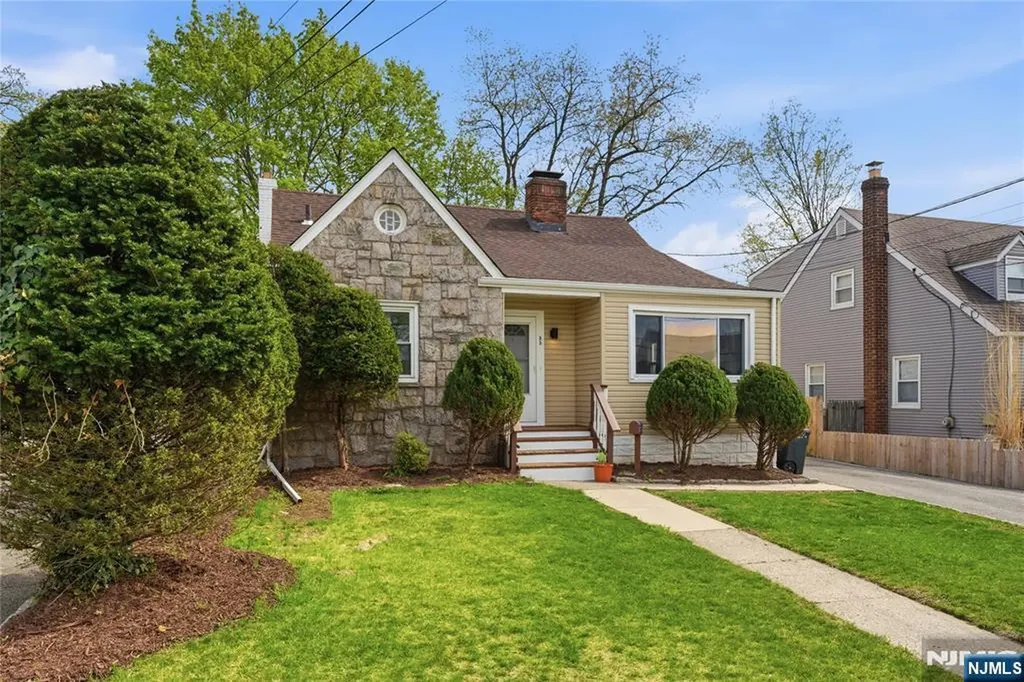 55 Huntting Drive Dumont NJ 07628