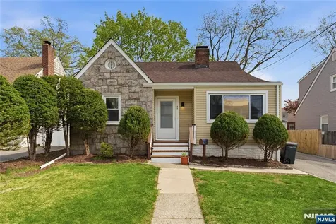 55 Huntting Drive Dumont NJ 07628
