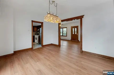 611 5th Avenue Lyndhurst NJ 07071