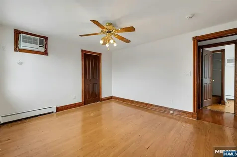 611 5th Avenue Lyndhurst NJ 07071