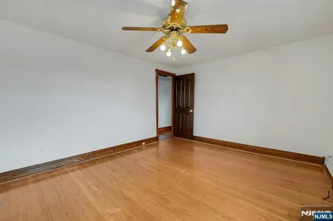 611 5th Avenue Lyndhurst NJ 07071