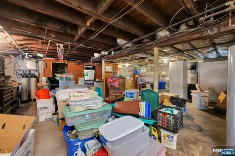 611 5th Avenue Lyndhurst NJ 07071