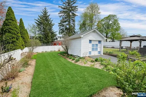 611 5th Avenue Lyndhurst NJ 07071