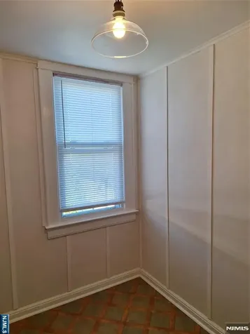 829 Elm Avenue Ridgefield NJ 07657