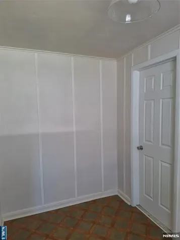 829 Elm Avenue Ridgefield NJ 07657