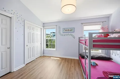 424 Hartford Drive Nutley NJ 07110
