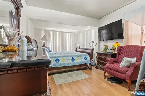 1037 Schneider Avenue Union NJ 07083