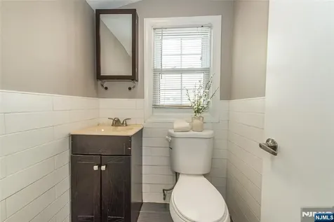 31-33 Smallwood Avenue Belleville NJ 07109