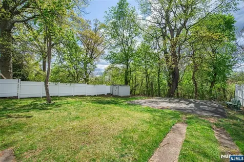 31-33 Smallwood Avenue Belleville NJ 07109