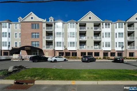 503 Bushes Lane Elmwood Park NJ 07407
